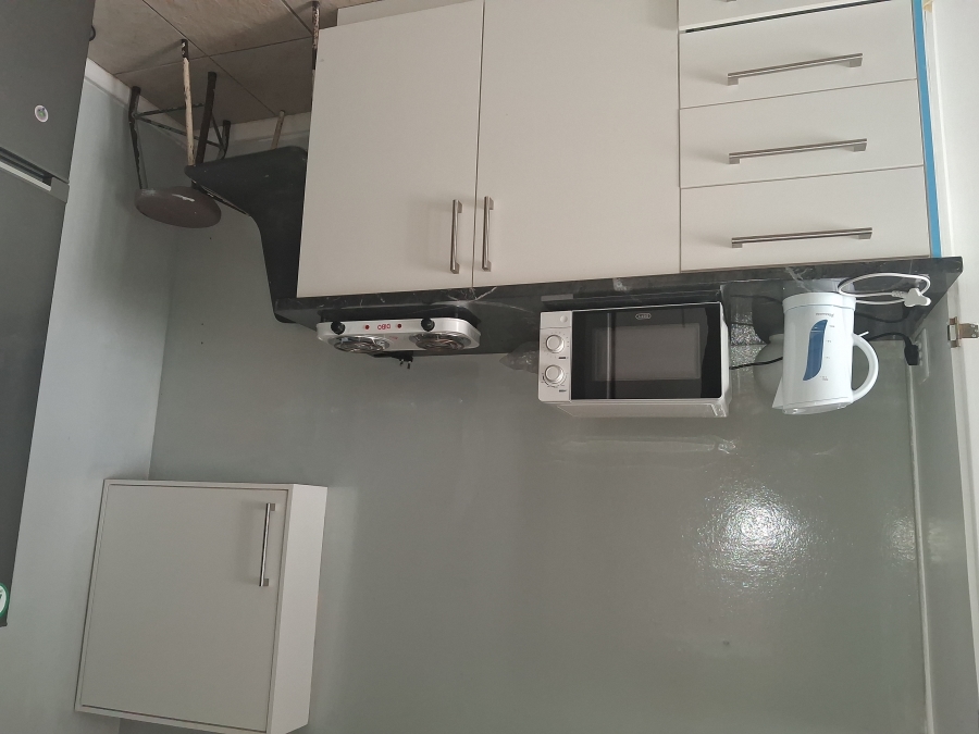 1 Bedroom Property for Sale in Belgravia Eastern Cape